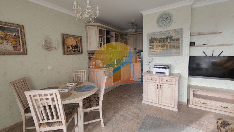 Дава под наем 2-СТАЕН, гр. Бургас, Лазур, снимка 3 - Апартаменти - 52150008