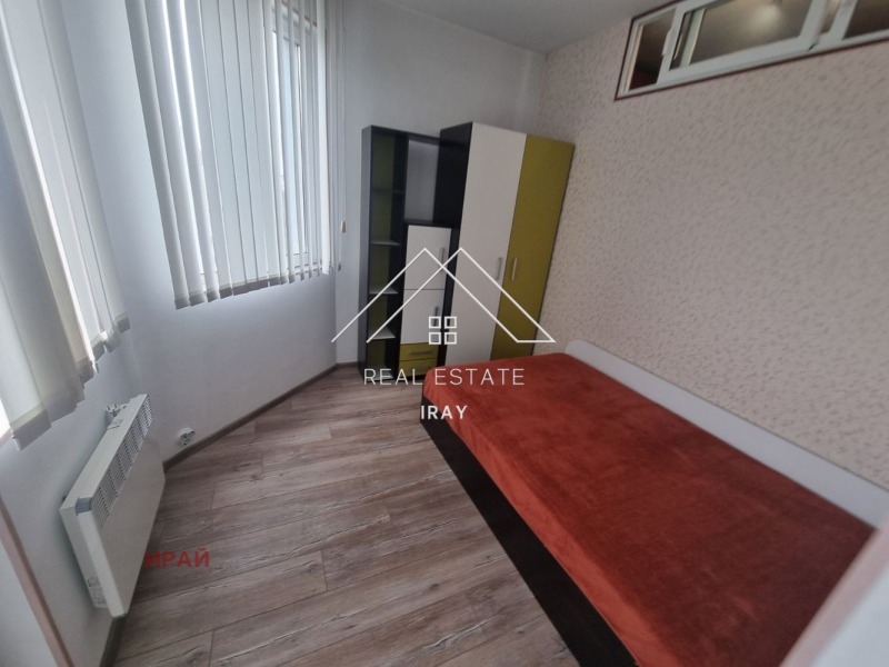 Kiadó  2 hálószobás Stara Zagora , Zseleznik - iztok , 90 négyzetméter | 98444450
