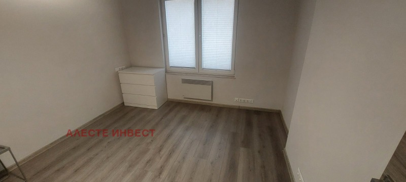 A louer  3+ chambres Sofia , Gotse Deltchev , 155 m² | 53259259 - image [13]