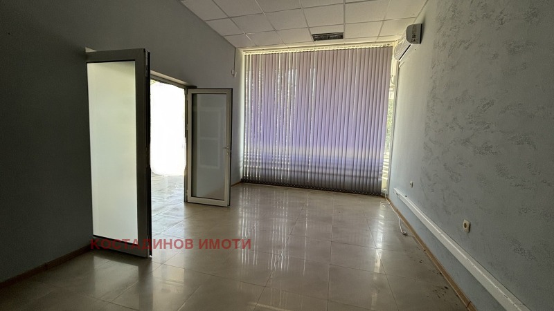 En renta  Comercio Plovdiv , Tsentar , 190 metros cuadrados | 33855835 - imagen [4]