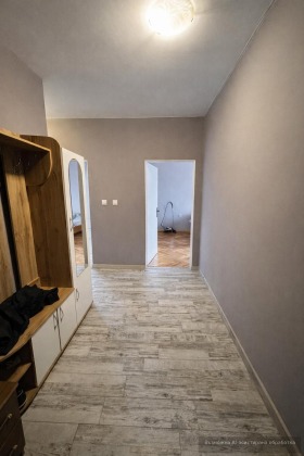���� ��� ���� 3-����� | Imot.bg � ����� ������ 9