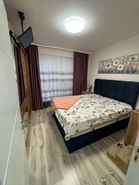 2 Schlafzimmer Briz, Warna 4