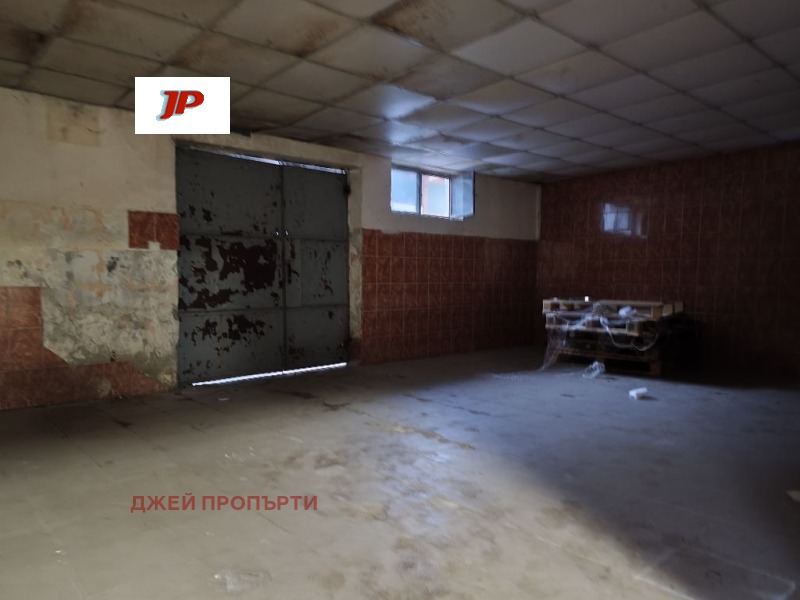 Дава под наем ПРОМ. ПОМЕЩЕНИЕ, гр. Пловдив, Кършияка, снимка 7 - Производствени сгради - 53516402