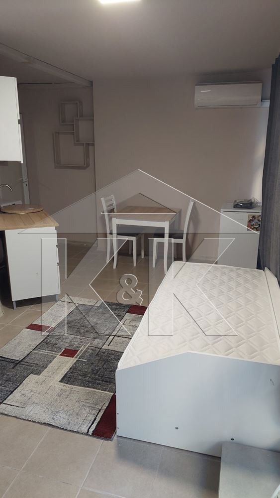 В аренду  Студия Варна , Колхозен пазар , 26 кв.м | 34193083