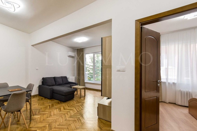 De inchiriat  1 dormitor Sofia , Țentâr , 74 mp | 81721369 - imagine [4]