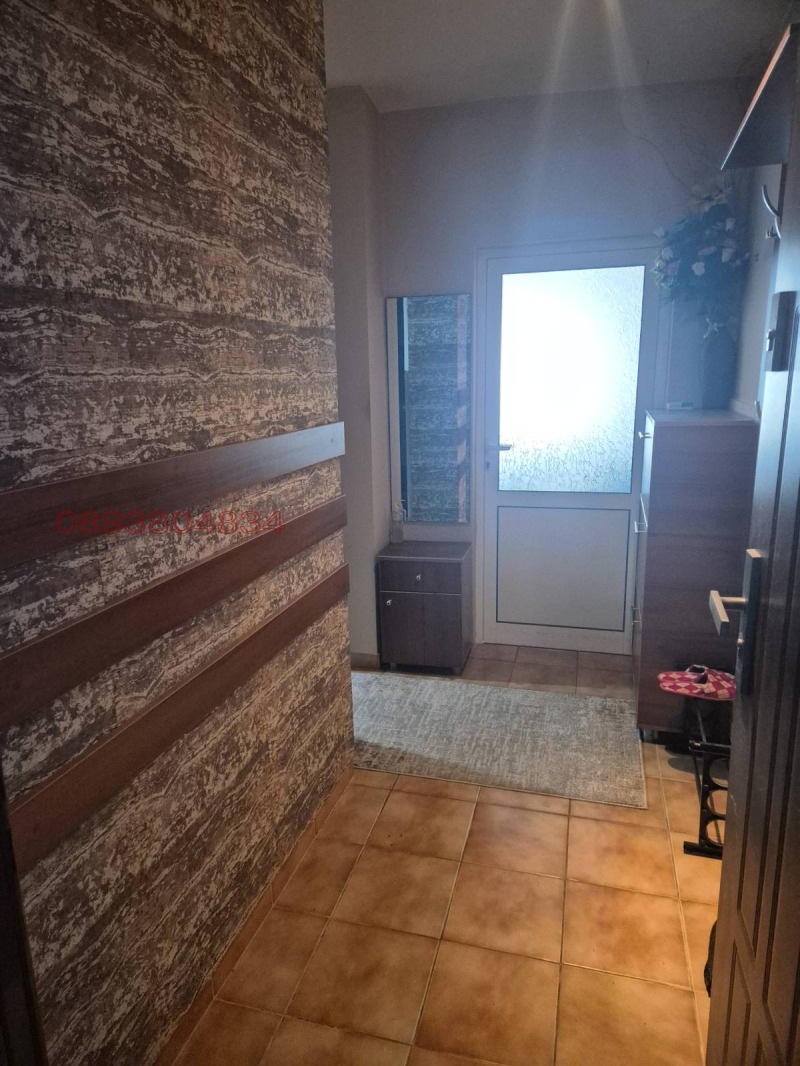 K pronájmu  2 ložnice oblast Sofia , Božurište , 66 m2 | 68862920 - obraz [3]