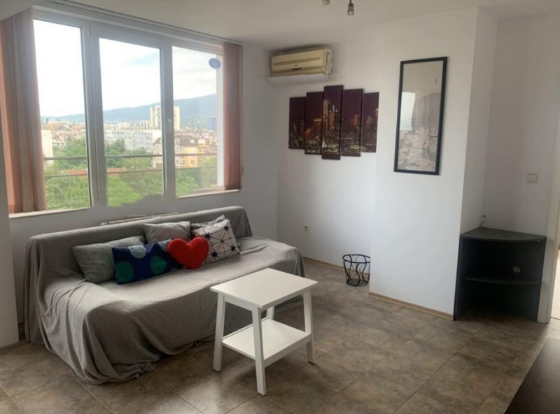 Дава под нем  3-стаен, град София, Красно село •  580 EUR • ID 71941079 — holmes.bg - [1] 