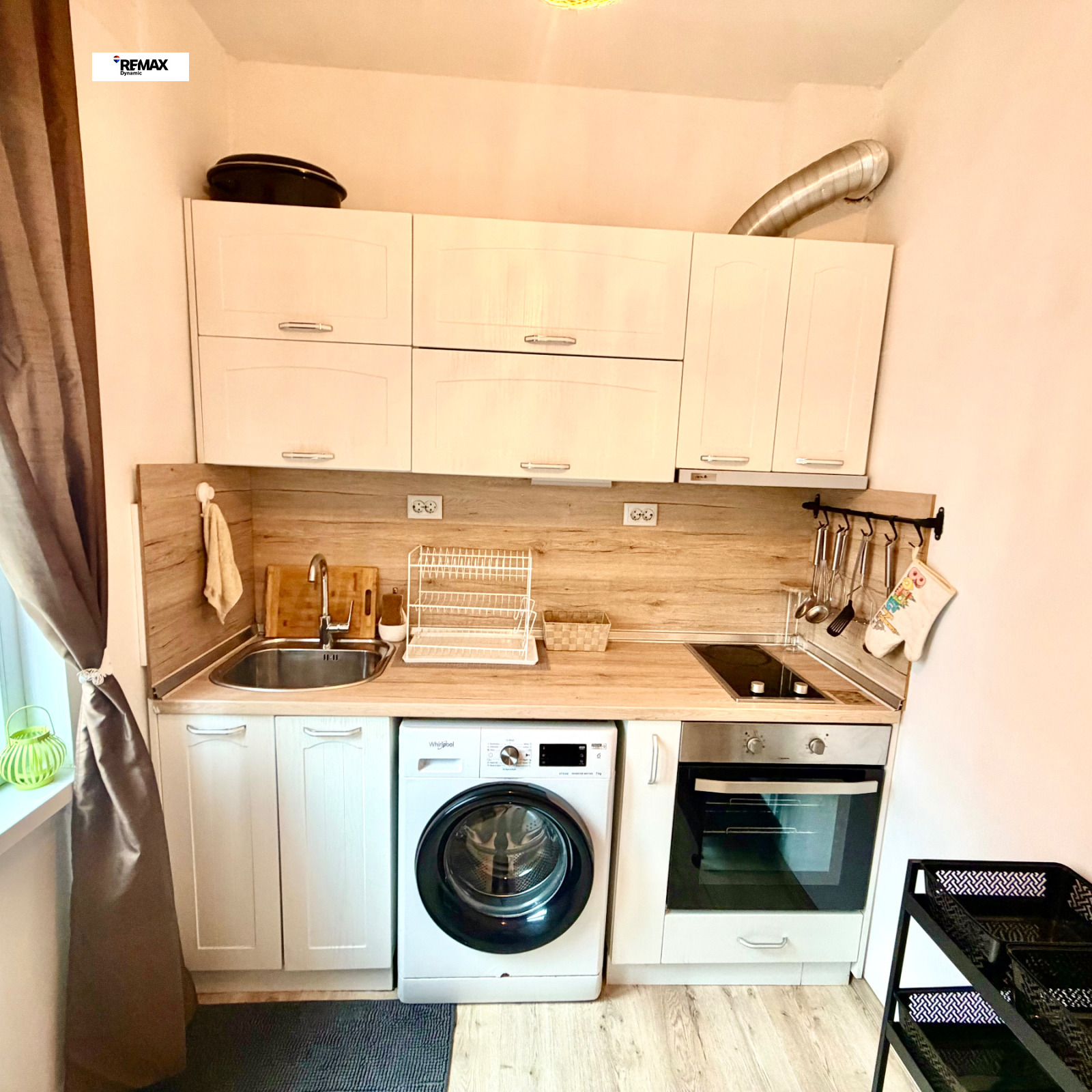 Дава под наем 4-СТАЕН, гр. Бургас, Център, снимка 5 - Апартаменти - 53991547