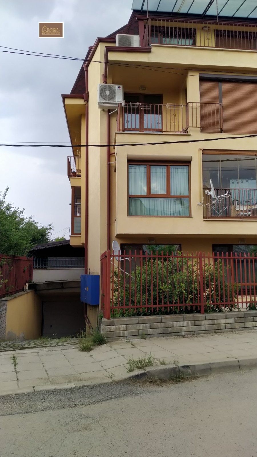 Дава под наем ГАРАЖ, ПАРКОМЯСТО, гр. София, Витоша, снимка 2 - Гаражи и паркоместа - 54596809