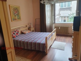 2 dormitorios Tsentar, Sofia