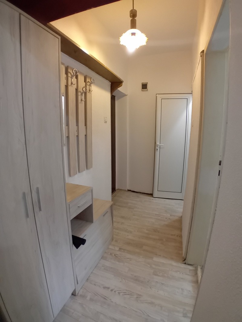 Vuokrattavana  1 makuuhuone Sofia , Krasna poljana 1 , 60 neliömetriä | 13179597 - kuva [5]