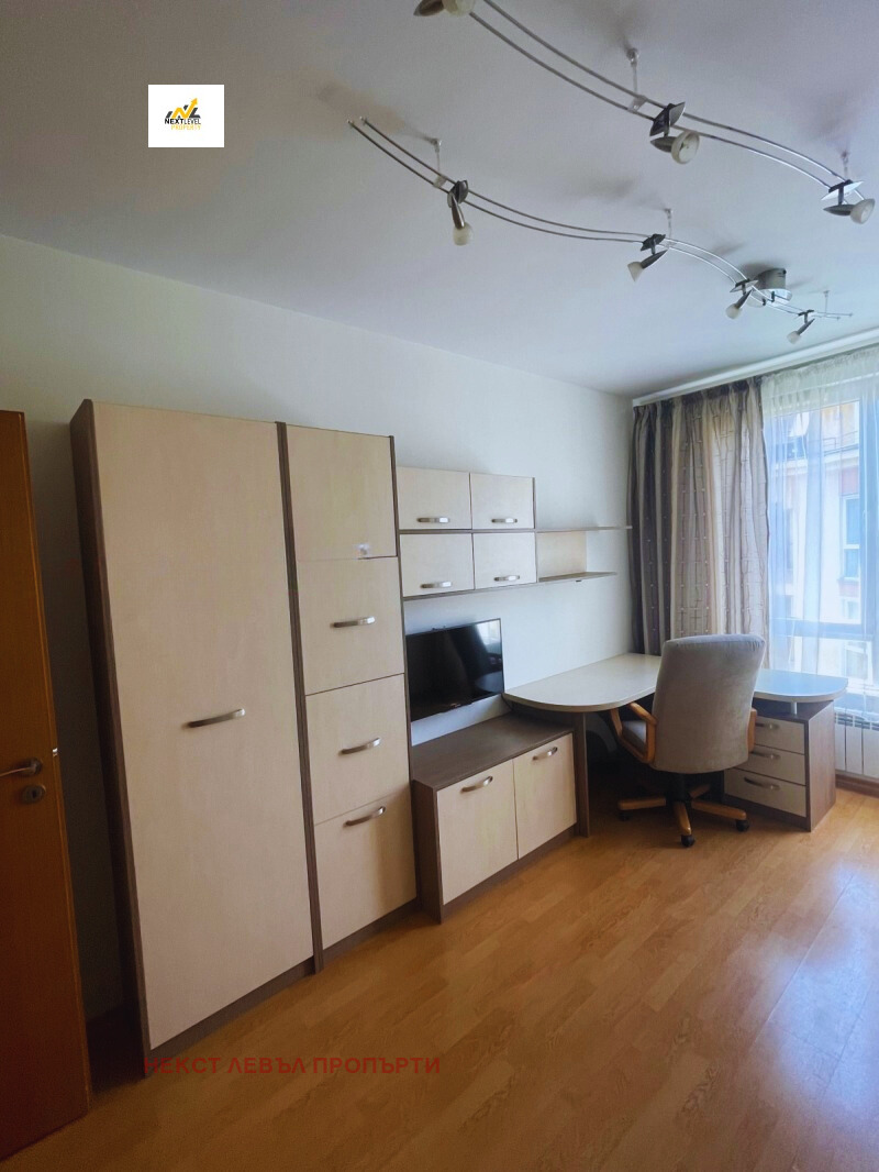 A louer  2 chambres Sofia , Borovo , 140 m² | 44291682 - image [7]