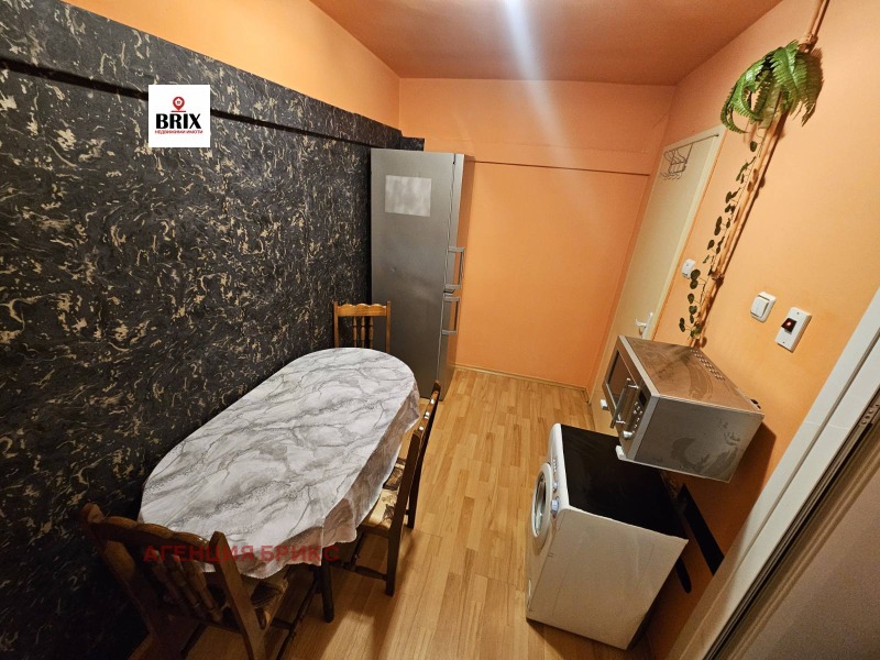 Дава под Наем 1-СТАЕН в град Русе, Дружба 2 - 36 кв.м / 160 € » 312.93 лв., АГЕНЦИЯ БРИКС