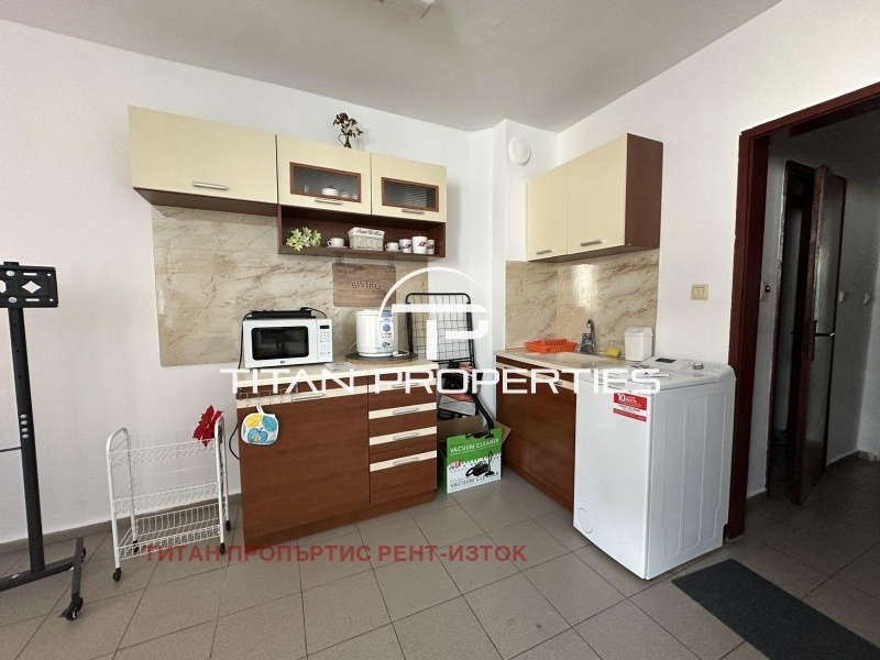 Do wynajęcia  1 sypialnia Burgas , Centar , 52 mkw | 58861358 - obraz [2]
