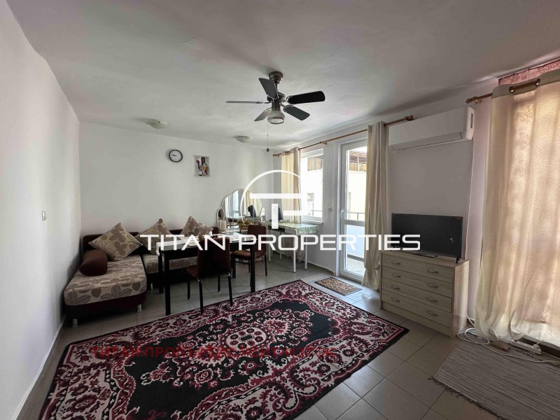 Do wynajęcia  1 sypialnia Burgas , Centar , 52 mkw | 58861358
