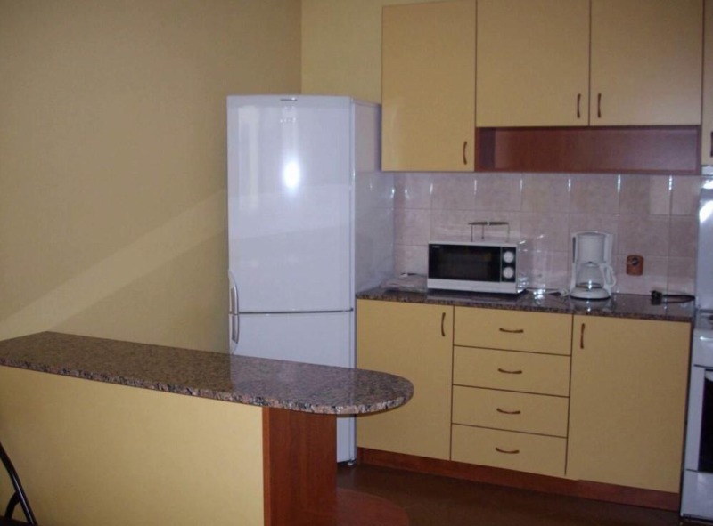 Издаје се  2 спаваће собе Софија , Младост 4 , 100 м2 | 33417989 - слика [2]
