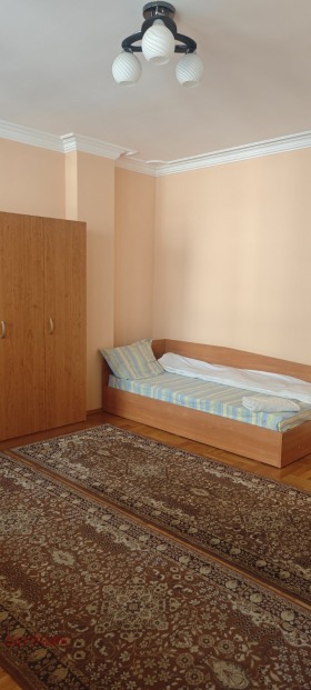    4- | Imot.bg    8