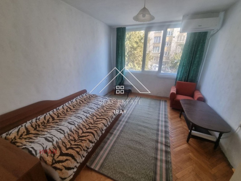 De inchiriat  1 dormitor Stara Zagora , Țentâr , 40 mp | 73207804