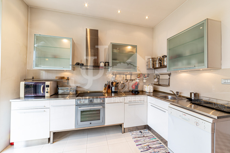 Дава под наем 3-СТАЕН, гр. София, Център, снимка 9 - Апартаменти - 53256241