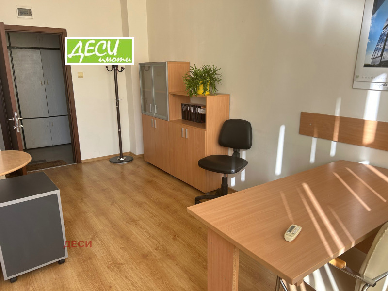 Дава под наем ОФИС, гр. Русе, Център