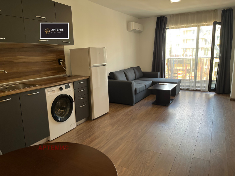 Do wynajęcia  1 sypialnia Sofia , Zona B-5-3 , 60 mkw | 68764088