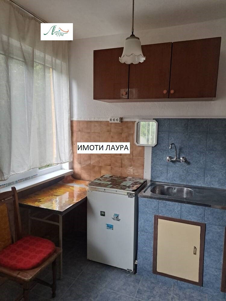 Издаје се  1 спаваћа соба Шумен , Добруджански , 55 м2 | 40530779 - слика [3]