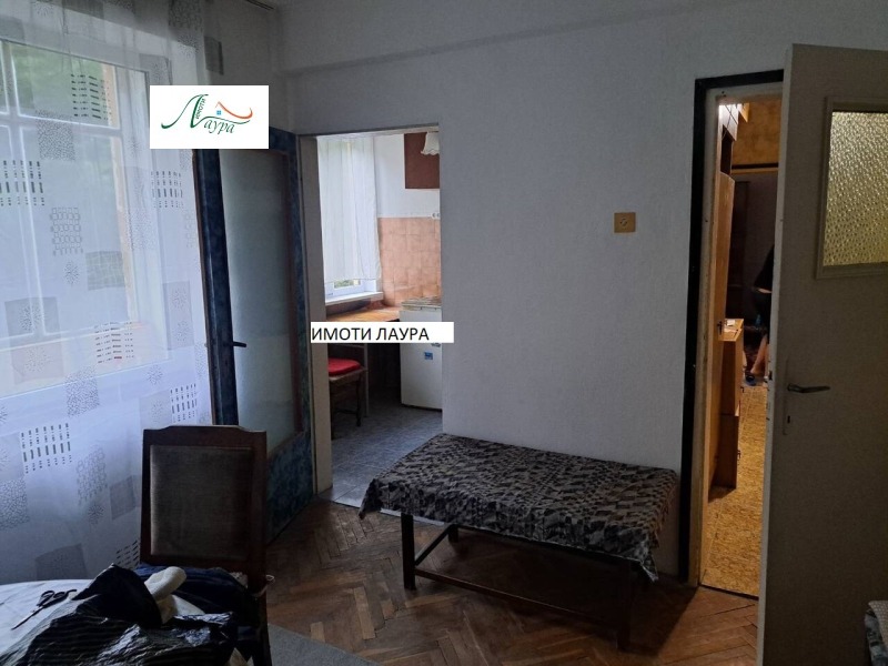 Издаје се  1 спаваћа соба Шумен , Добруджански , 55 м2 | 40530779 - слика [6]
