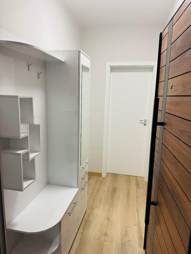 Do wynajęcia  1 sypialnia Sofia , Malinowa dolina , 64 mkw | 37328552 - obraz [4]