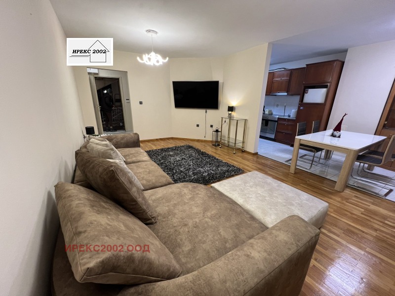 Дава под наем 3-СТАЕН, гр. София, Лозенец, снимка 12 - Апартаменти - 53123397