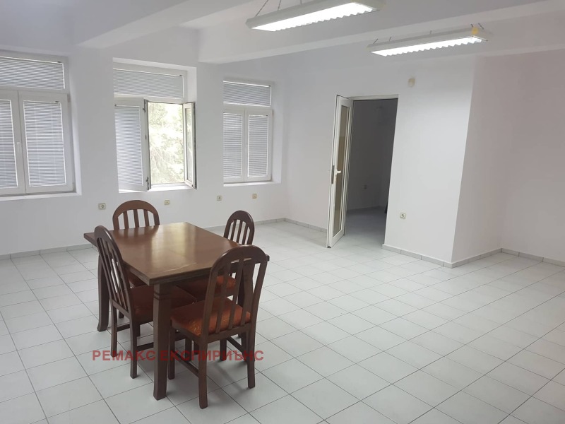 Дава под наем ПРОМ. ПОМЕЩЕНИЕ, гр. Пловдив, Индустриална зона - Север, снимка 8 - Производствени сгради - 53282206