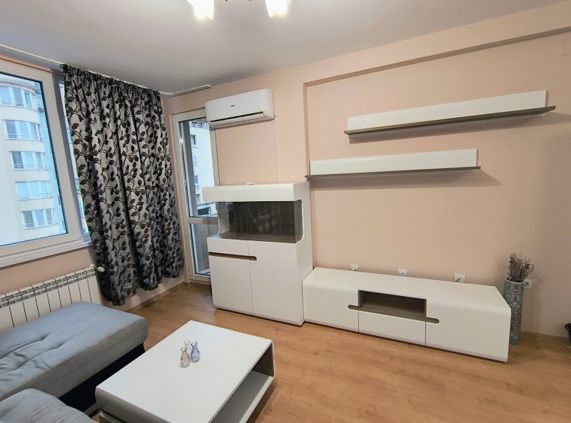 Do wynajęcia  1 sypialnia Sofia , Musagenica , 60 mkw | 38862942