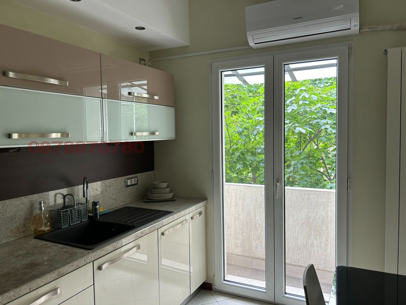 Zu vermieten  3+ Schlafzimmer Sofia , Zentar , 300 qm | 65981073 - Bild [7]