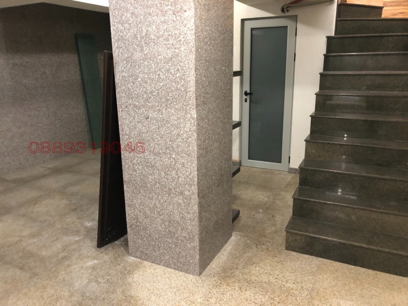 Дава под наем МАГАЗИН, гр. София, Център, снимка 12 - Магазини - 53047281