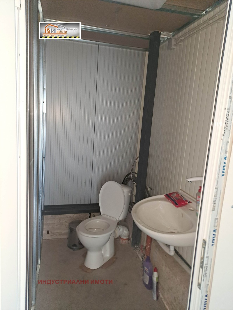 En renta  Almacenamiento Plovdiv , Industrialna zona - Sever , 220 metros cuadrados | 27789584 - imagen [3]
