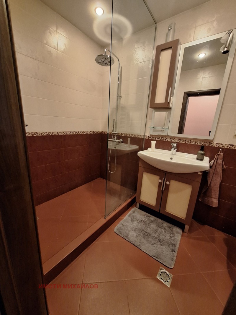 Zu vermieten  2 Schlafzimmer Sofia , Witoscha , 102 qm | 68058078 - Bild [12]