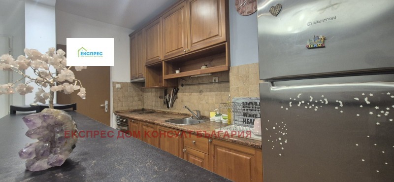 Дава под наем 3-СТАЕН, гр. София, Зона Б-5, снимка 3 - Апартаменти - 52574069