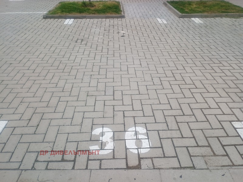 Дава под наем ГАРАЖ, ПАРКОМЯСТО, гр. София, Левски В, снимка 3 - Гаражи и паркоместа - 52820321