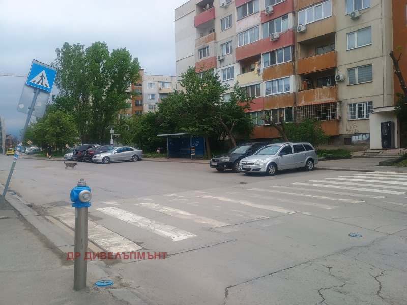 Дава под наем ГАРАЖ, ПАРКОМЯСТО, гр. София, Левски В, снимка 4 - Гаражи и паркоместа - 52820321