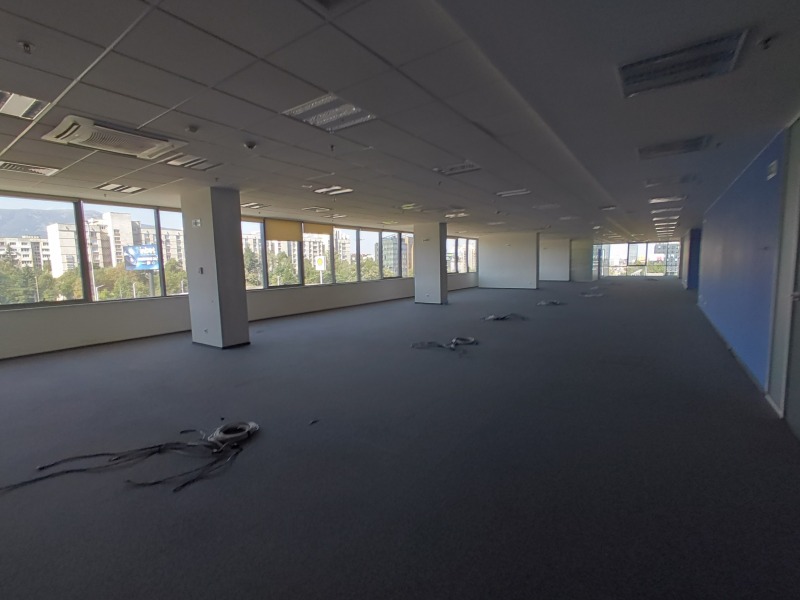 Дава под нем  Офис, град София, Полигона • 13 930 € • ID 30575025 — holmes.bg - [1] 