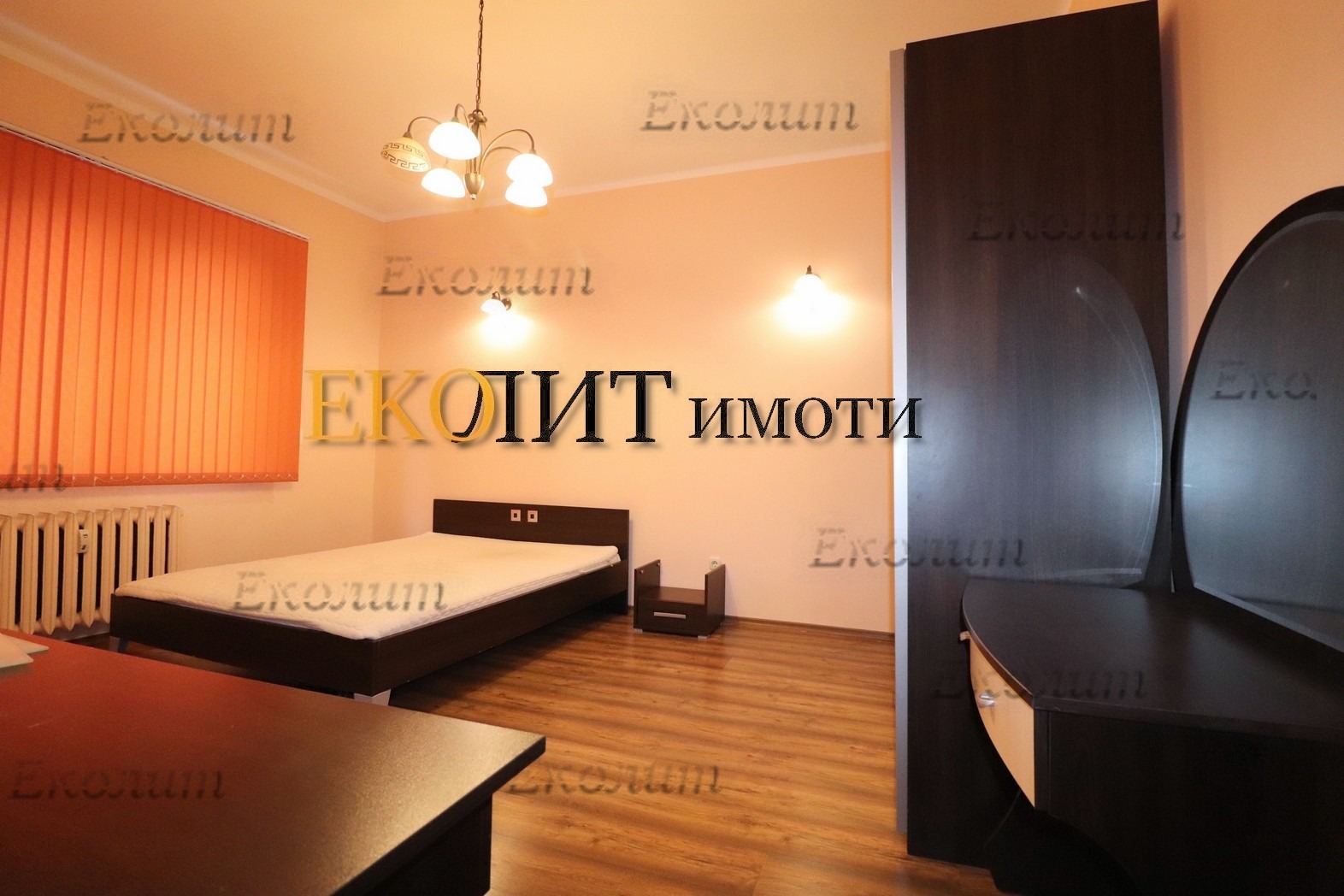 Дава под наем 4-СТАЕН, гр. София, Център, снимка 6 - Апартаменти - 54790846