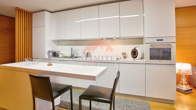 Kiadó  2 hálószobás Sofia , Izgrev , 150 négyzetméter | 62944099 - kép [3]