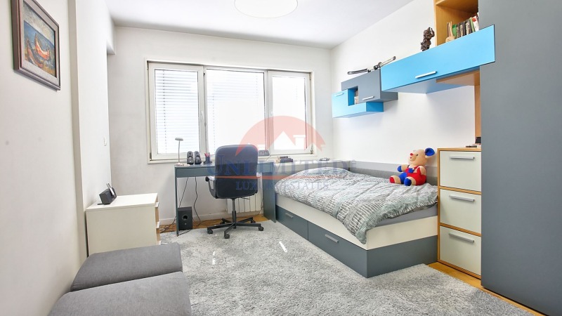 Kiadó  2 hálószobás Sofia , Izgrev , 150 négyzetméter | 62944099 - kép [11]