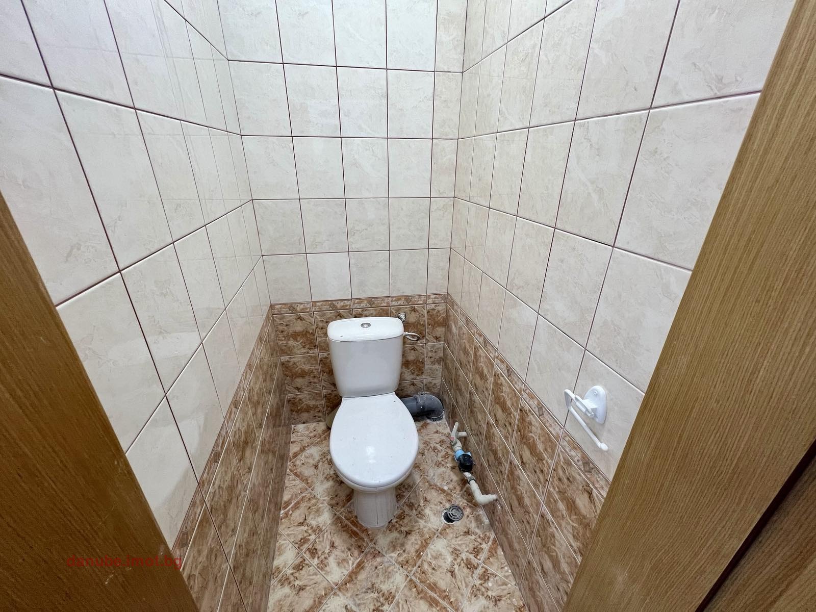 Дава под наем ОФИС, гр. Русе, Ялта, снимка 3 - Офиси - 55325757