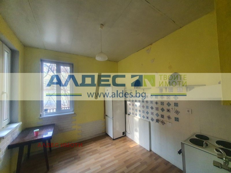 Дава под наем КЪЩА, гр. София, Лозенец, снимка 2 - Къщи - 52037407