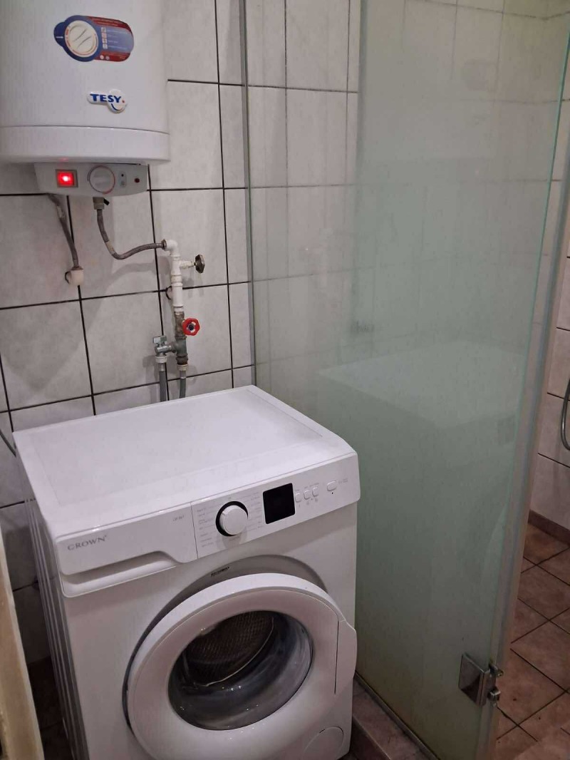 Дава под наем СТАЯ, гр. Пловдив, Център, снимка 5 - Стаи под наем - 53010206