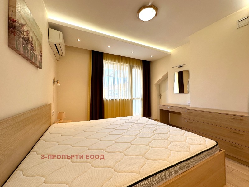 Zu vermieten  3+ Schlafzimmer Sofia , Zentar , 160 qm | 74266948 - Bild [9]