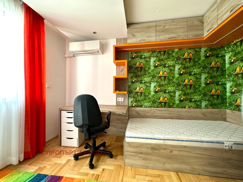 Kiralık  3+ yatak odası Sofia , Centar , 160 metrekare | 74266948 - görüntü [15]