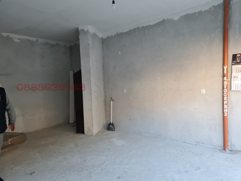 Дава под наем ГАРАЖ, ПАРКОМЯСТО, гр. Стара Загора, Опълченски, снимка 4 - Гаражи и паркоместа - 52943343