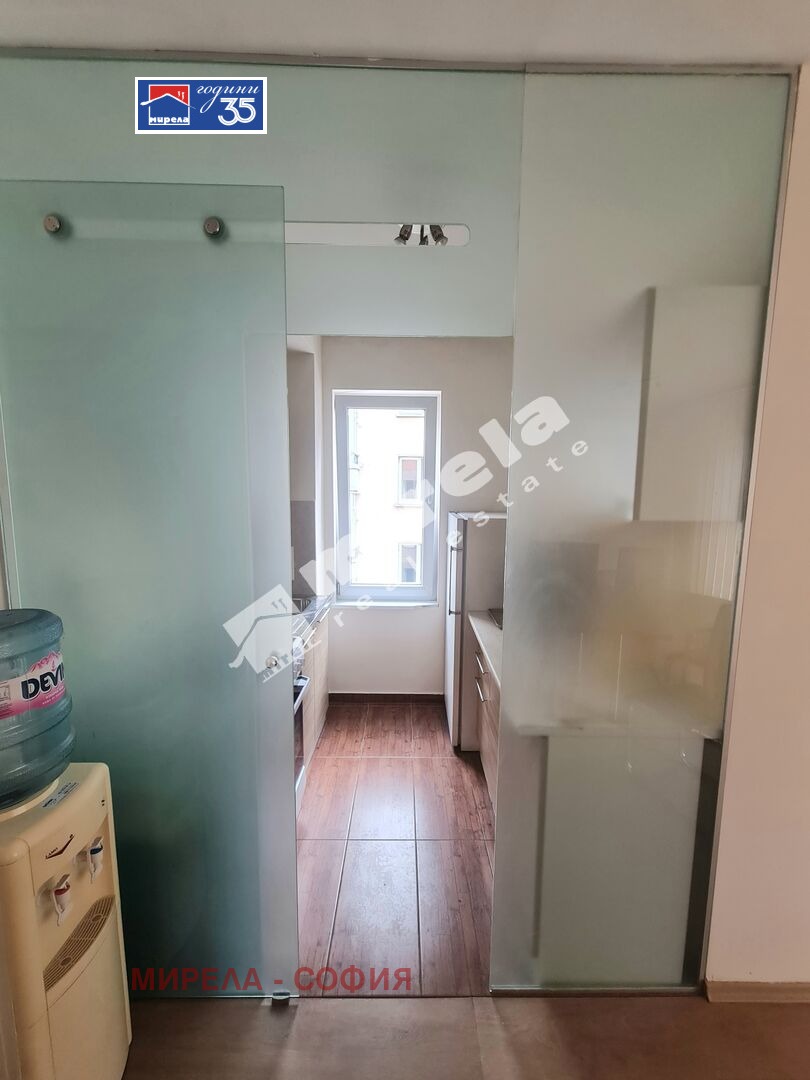 Дава под наем 3-СТАЕН, гр. София, Център, снимка 8 - Апартаменти - 54263580