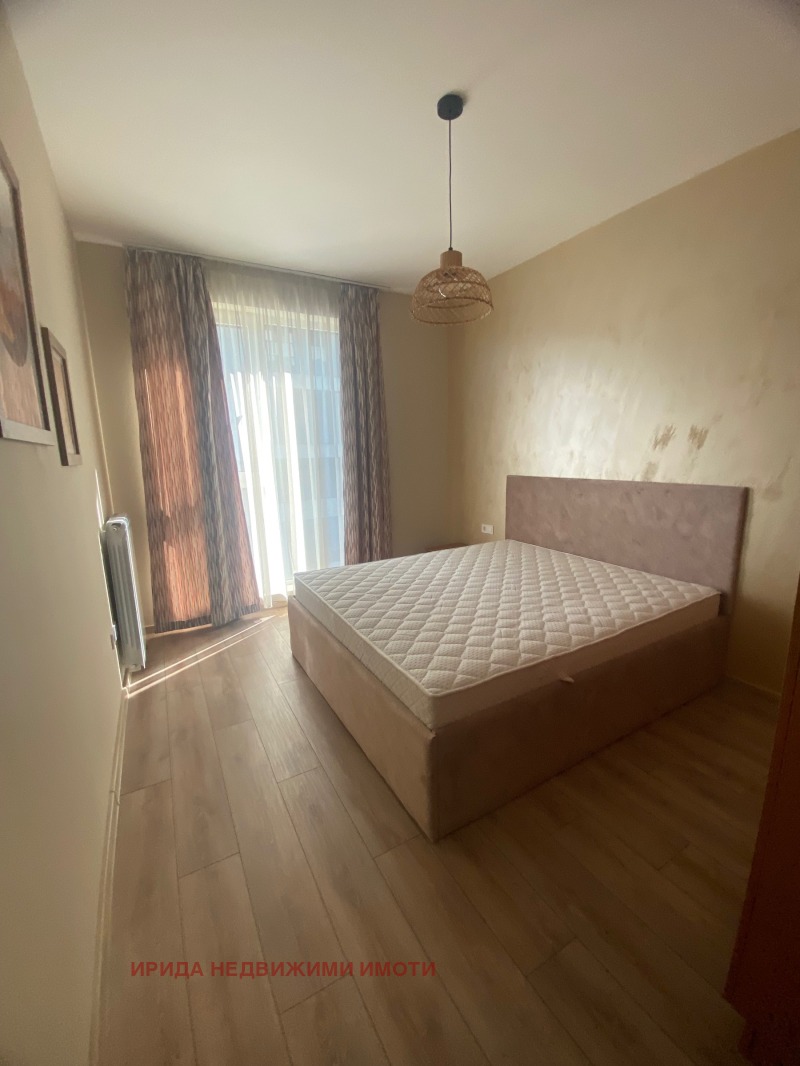 Издаје се  2 спаваће собе Софија , Витоша , 100 м2 | 76249284 - слика [5]